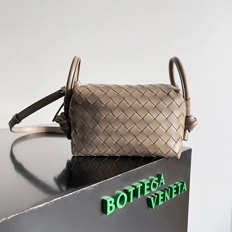 All categories 💚 Authentic bags 💚 BV 2025 new BV crossbody bag
